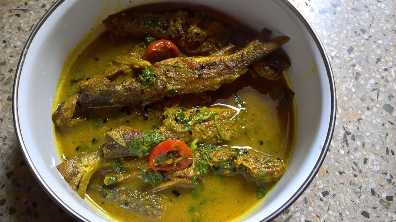 ছুটির দিনে একটুকুও সময় নষ্ট করতে ইচ্ছে করে না। আর যাবতীয় কাজ থাকে এই দিনেই। বাড়ির কাজ, বাইরের কাজ সব একই দিনে সারতে হয়। ছুটির দিনে এদিক-ওদিক যাওয়ারও থাকে 