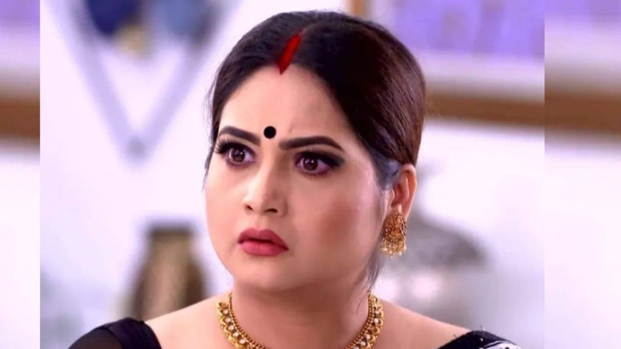 অক্সিজেনটাও কেড়ে নেয়... , বৈধব্য যন্ত্রণার হৃদয় নিংড়ানো ইতিহাস শোনালেন নবনীতা