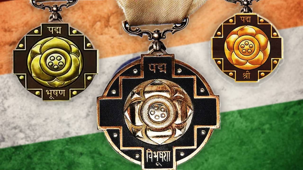 Padma Award 2024: বাংলা থেকে ১১, কোন রাজ্য থেকে কতজন জিতলেন পদ্ম পুরস্কার? দেখে নিন তালিকা