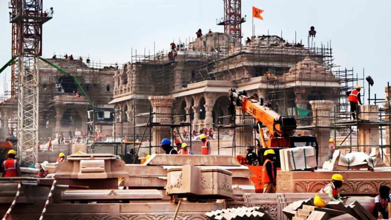 Ayodhya Ram Mandir: কেন রাম মন্দিরে ব্যবহার হচ্ছে শুধু পাথর, লোহা-সিমেন্ট নয়? ধর্ম না, এর পিছনে আছে বিজ্ঞান Ayodhya Ram Mandir: কেন রাম মন্দিরে ব্যবহার হচ্ছে শুধু পাথর, লোহা-সিমেন্ট নয়? ধর্ম না, এর পিছনে আছে বিজ্ঞান