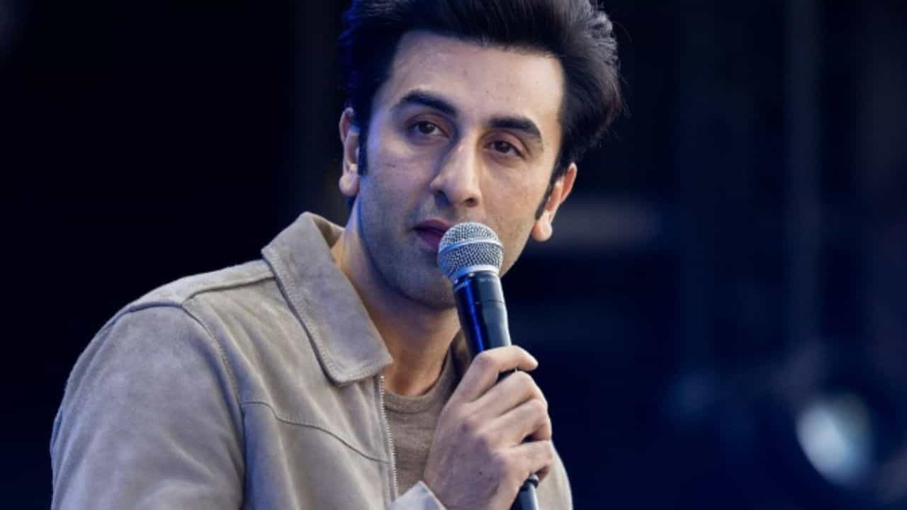 'আমি একদম রণবীরের মতো', কোন অভিনেতা বললেন এমন কথা? 'আমি একদম রণবীরের মতো', কোন অভিনেতা বললেন এমন কথা?