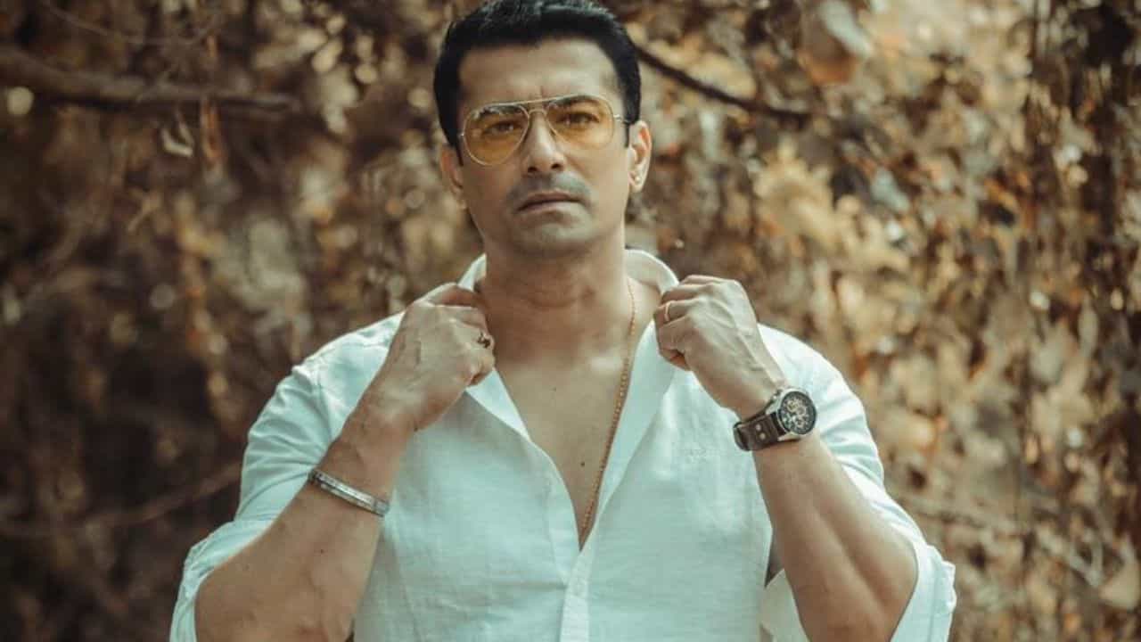বাংলাদেশে কাজে গিয়ে বাধ্য হয়ে কী করতে হয় অভিনেতা ঋষি কৌশিককে? বাংলাদেশে কাজে গিয়ে বাধ্য হয়ে কী করতে হয় অভিনেতা ঋষি কৌশিককে?
