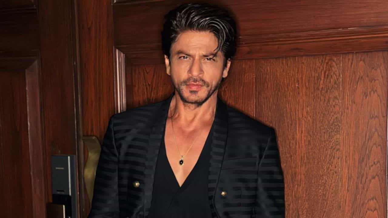 '...অস্বস্তিকর এবং দুশ্চিন্তার', আরিয়ানের গ্রেফতারি নিয়ে বলেছিলেন শাহরুখ '...অস্বস্তিকর এবং দুশ্চিন্তার', আরিয়ানের গ্রেফতারি নিয়ে বলেছিলেন শাহরুখ