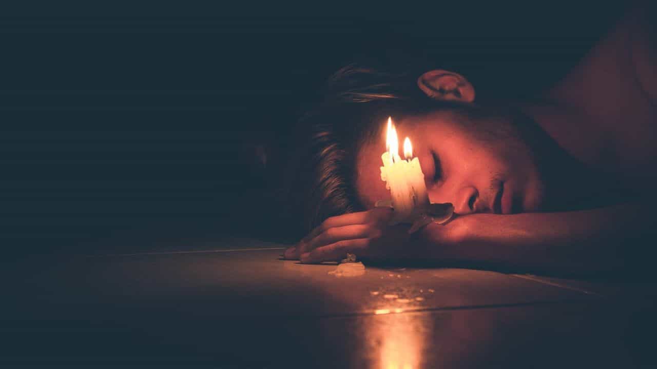 Signs of Death: দেহের এই বদল দেখলেই বুঝবেন, মৃত্যু শিয়রে! শিবপুরাণ মতে মৃত্যুর লক্ষণগুলি কী কী? Signs of Death: দেহের এই বদল দেখলেই বুঝবেন, মৃত্যু শিয়রে! শিবপুরাণ মতে মৃত্যুর লক্ষণগুলি কী কী?