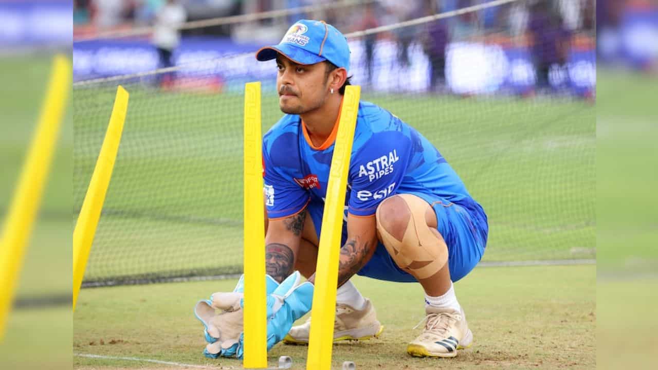 BCCI: বোর্ডের চিঠি ঘুম কাড়ল তারকা ক্রিকেটারদের! BCCI: বোর্ডের চিঠি ঘুম কাড়ল তারকা ক্রিকেটারদের!