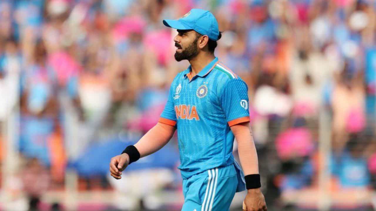 Virat Kohli: 'ভুল তথ্য দিয়েছি', বিরাটের দ্বিতীয় বার বাবা হওয়া নিয়ে মন্তব্য বদল এবিডির Virat Kohli: 'ভুল তথ্য দিয়েছি', বিরাটের দ্বিতীয় বার বাবা হওয়া নিয়ে মন্তব্য বদল এবিডির