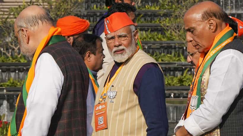 BJP: ২০ থেকে ২৯, দলবদলের সুনামি! সবাই গেরুয়া হয়ে যাবে?