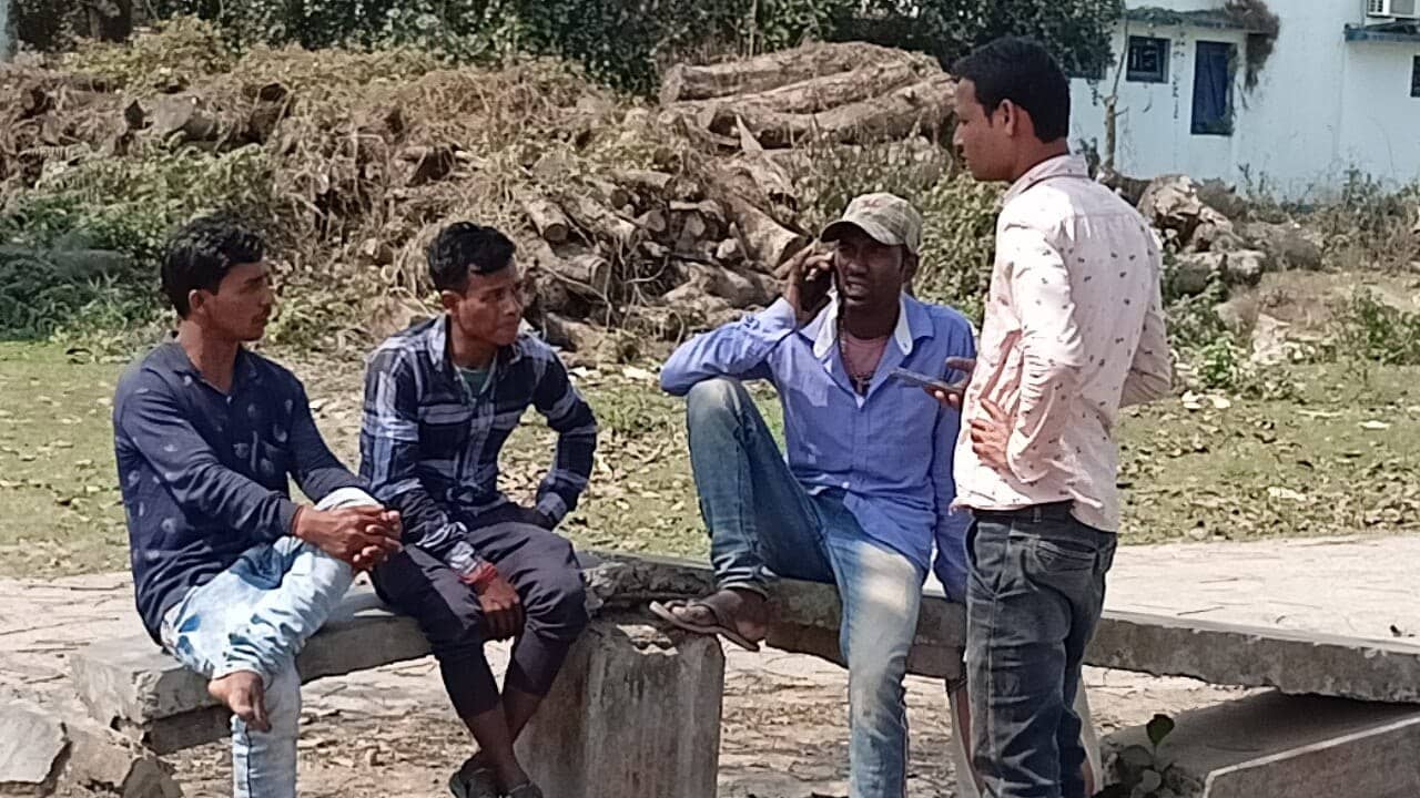 South Dinajpur: চিকিৎসা করাতে গিয়ে সর্বস্বান্ত, তাও সারেনি অসুখ, অবসাদে আত্মঘাতী যুবক