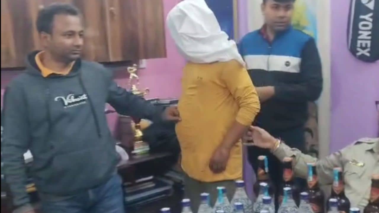 Canning alcohol recover: মদ উদ্ধার হল বিভিন্ন ব্র্যান্ডের, তারপর সেগুলো পুলিশ কী করল জানেন?