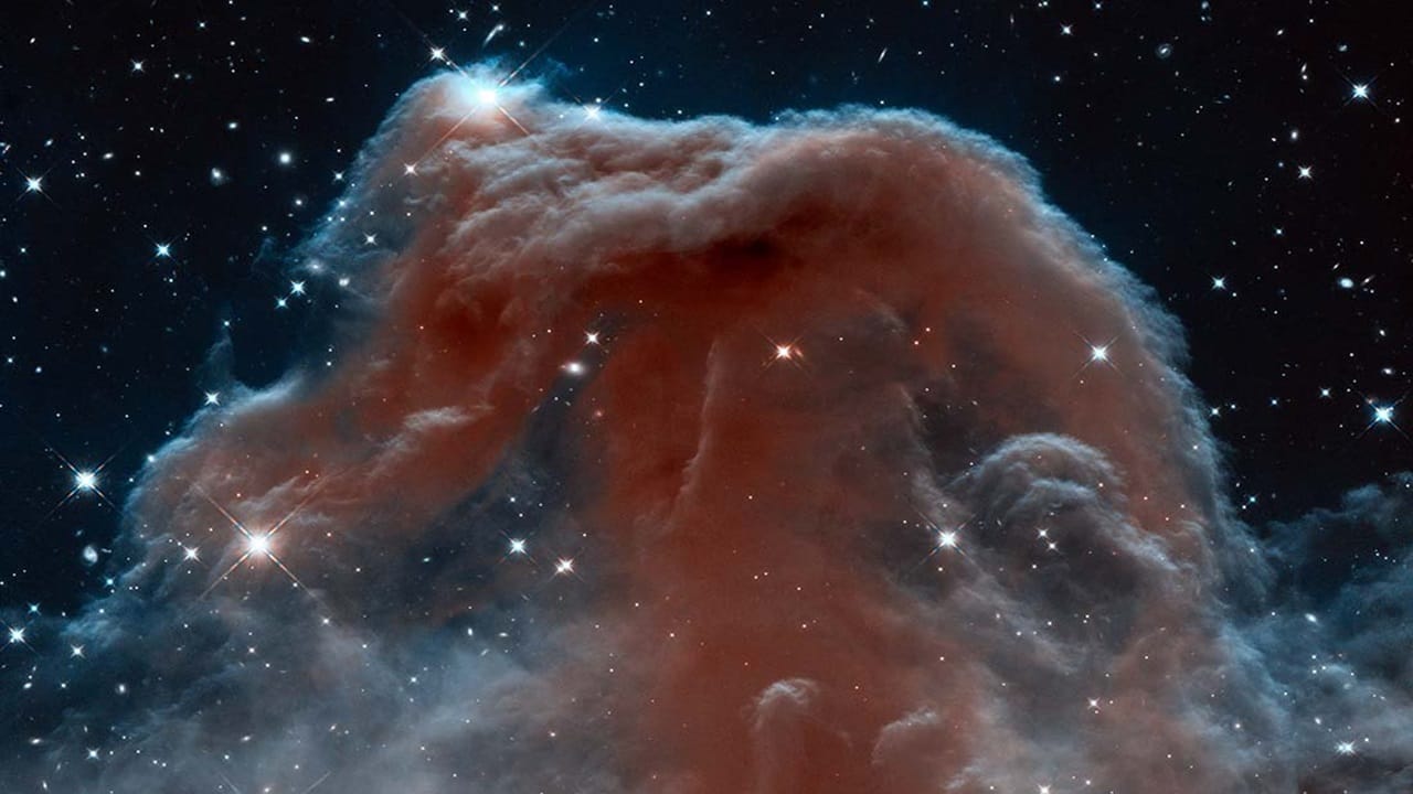 গোটা মহাকাশে ভাসছে শুধু ধুলো আর ধুলো, কিন্তু এত ধুলো আসে কোথা থেকে জানেন? গোটা মহাকাশে ভাসছে শুধু ধুলো আর ধুলো, কিন্তু এত ধুলো আসে কোথা থেকে জানেন?