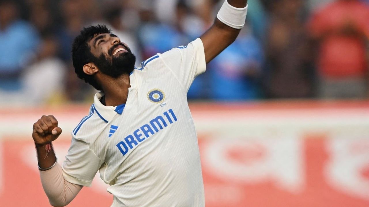 IND vs ENG: বিস্ফোরক বুমরাতে বিস্মিত, পাল্টা আঘাত হানতে আবু ধাবিতে শিবির স্টোকসদের IND vs ENG: বিস্ফোরক বুমরাতে বিস্মিত, পাল্টা আঘাত হানতে আবু ধাবিতে শিবির স্টোকসদের