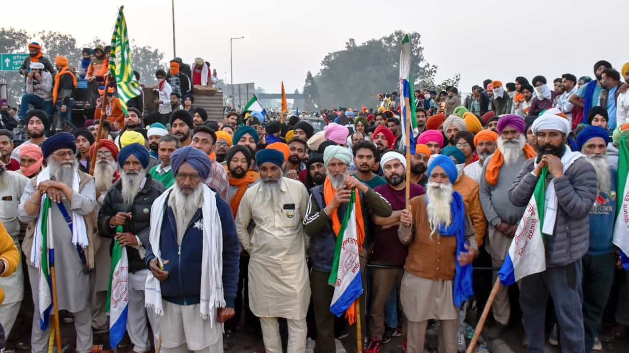 Farmers’ Bharat Bandh: আলোচনায় অমিল সমাধান সূত্র, আজ কৃষকদের ভারত বন্ধ! Farmers’ Bharat Bandh: আলোচনায় অমিল সমাধান সূত্র, আজ কৃষকদের ভারত বন্ধ!