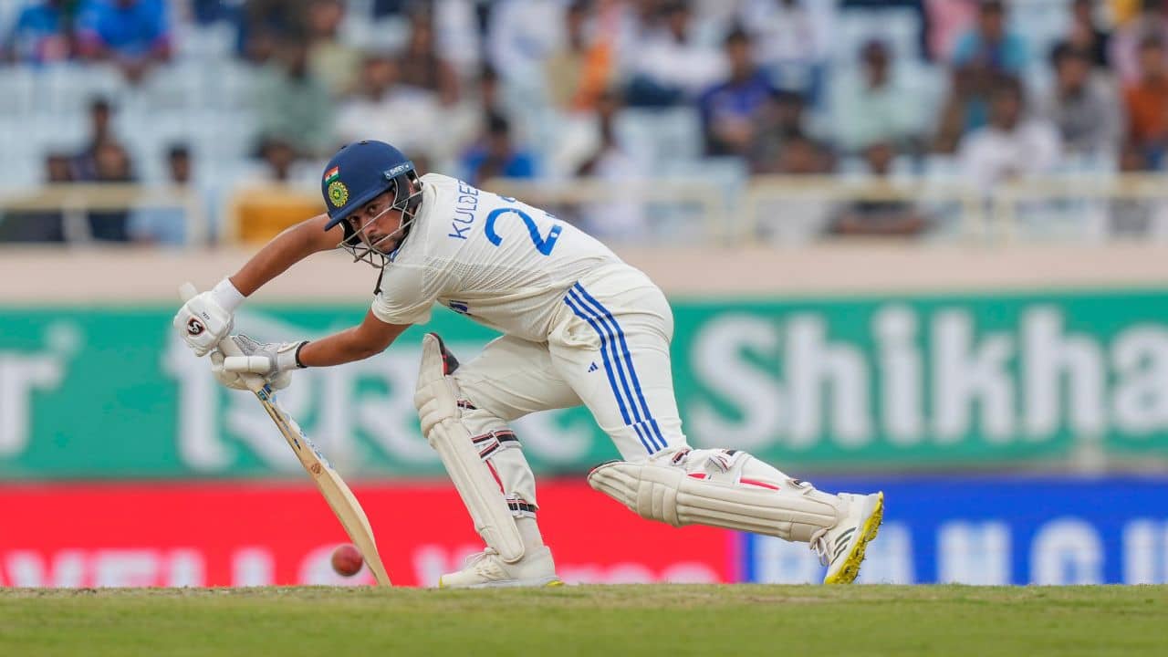 Kuldeep Yadav: স্টিভ স্মিথের চেয়েও... আলোচনায় কুলদীপের ডিফেন্স