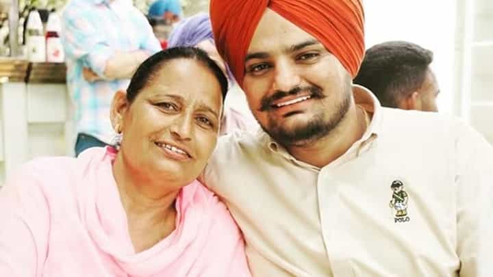 Sidhu Moosewala Mother Pregnant: অন্তঃসত্ত্বা মৃত গায়ক সিধু মুসেওয়ালার মা Sidhu Moosewala Mother Pregnant: অন্তঃসত্ত্বা মৃত গায়ক সিধু মুসেওয়ালার মা