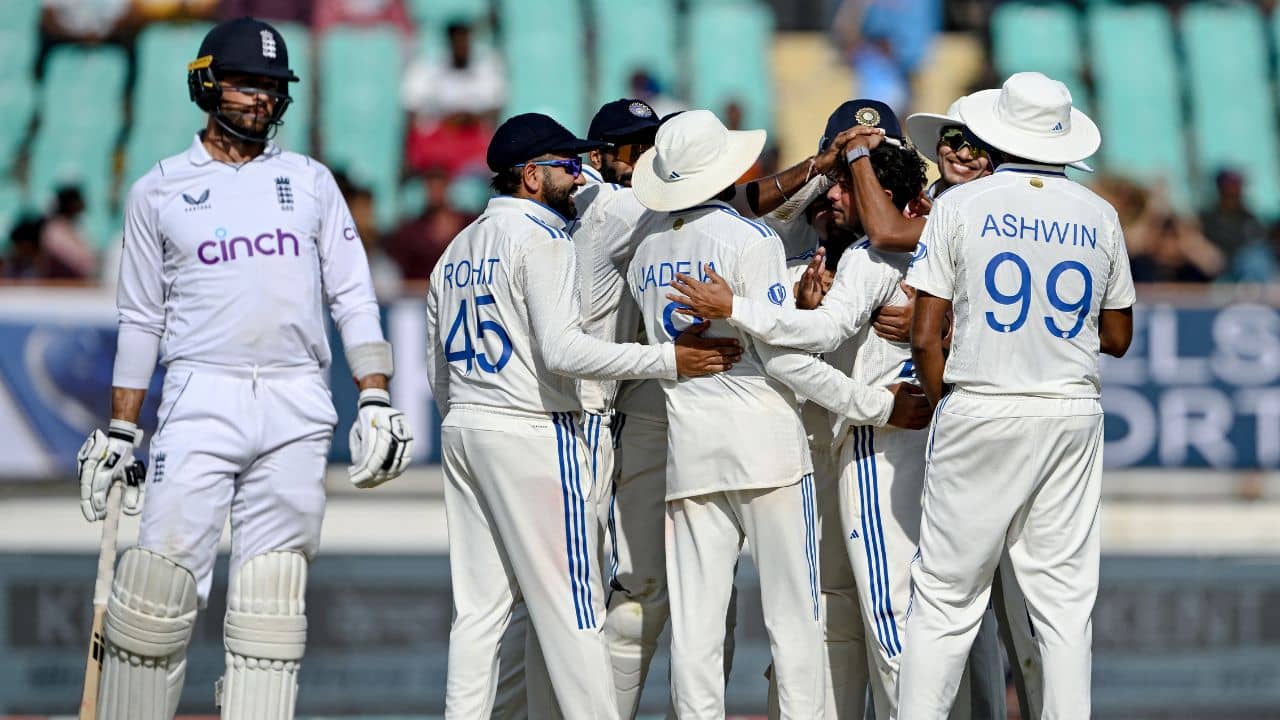 IND VS ENG: বাজবল হয়ে দাঁড়াল বাজে-বল! চার দিনেই বিশাল জয় ভারতের