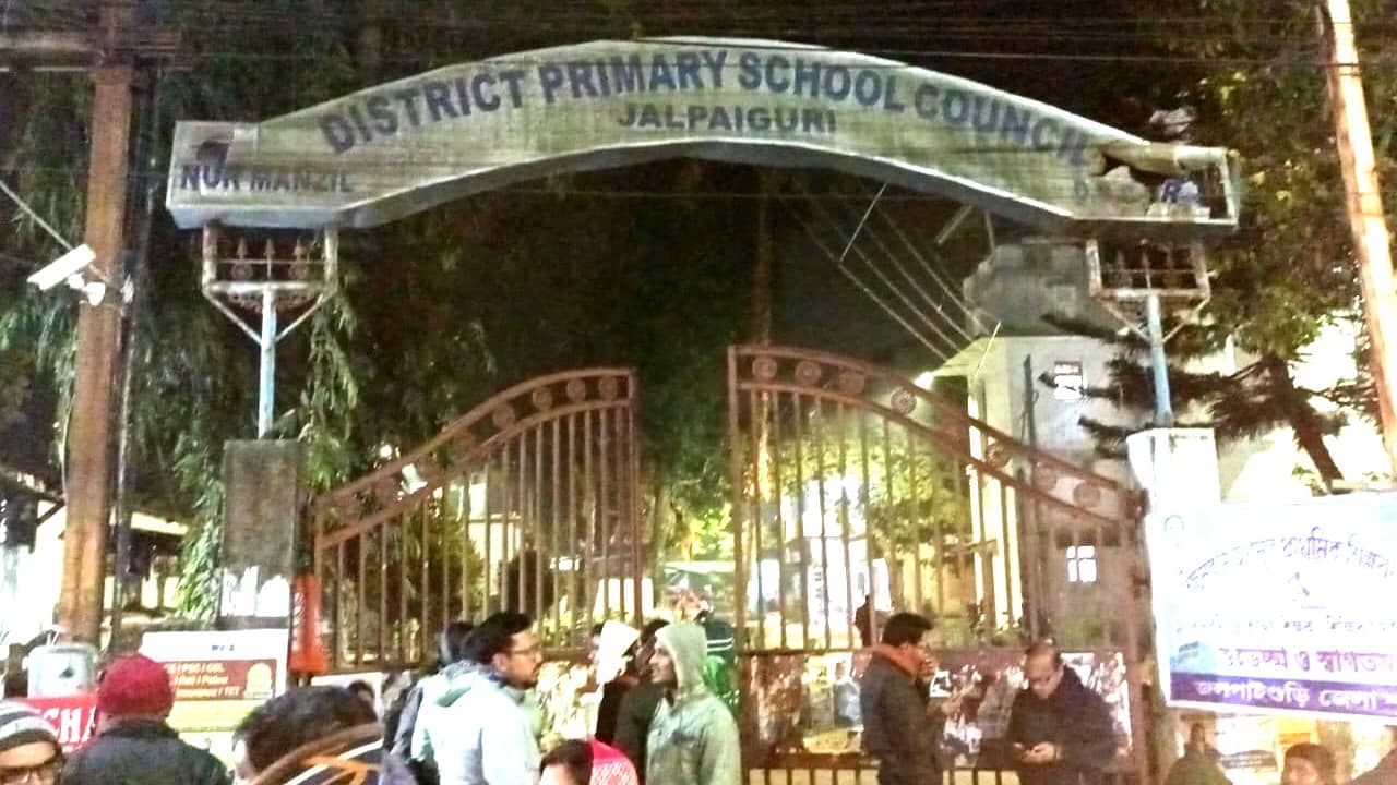 Jalpaiguri: জল্পনার অবসান, অবশেষে জলপাইগুড়ির প্রাথমিক স্কুলগুলিতে প্রধান শিক্ষক নিয়োগের প্রক্রিয়া শুরু