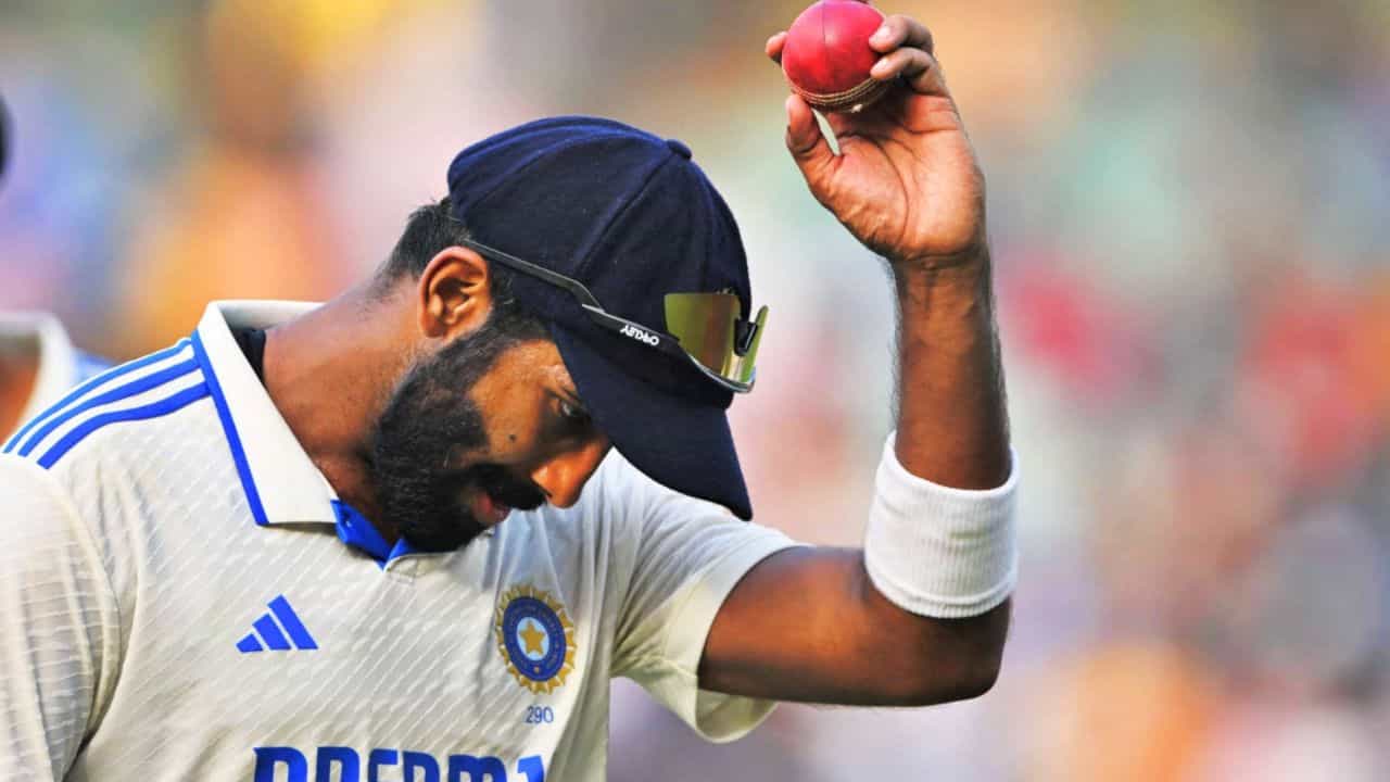 Jasprit Bumrah: টি-টোয়েন্টি বিশ্বকাপেও সেরা বোলার... ৪ মাস আগেই কে করলেন ভবিষ্যদ্বাণী? Jasprit Bumrah: টি-টোয়েন্টি বিশ্বকাপেও সেরা বোলার... ৪ মাস আগেই কে করলেন ভবিষ্যদ্বাণী?