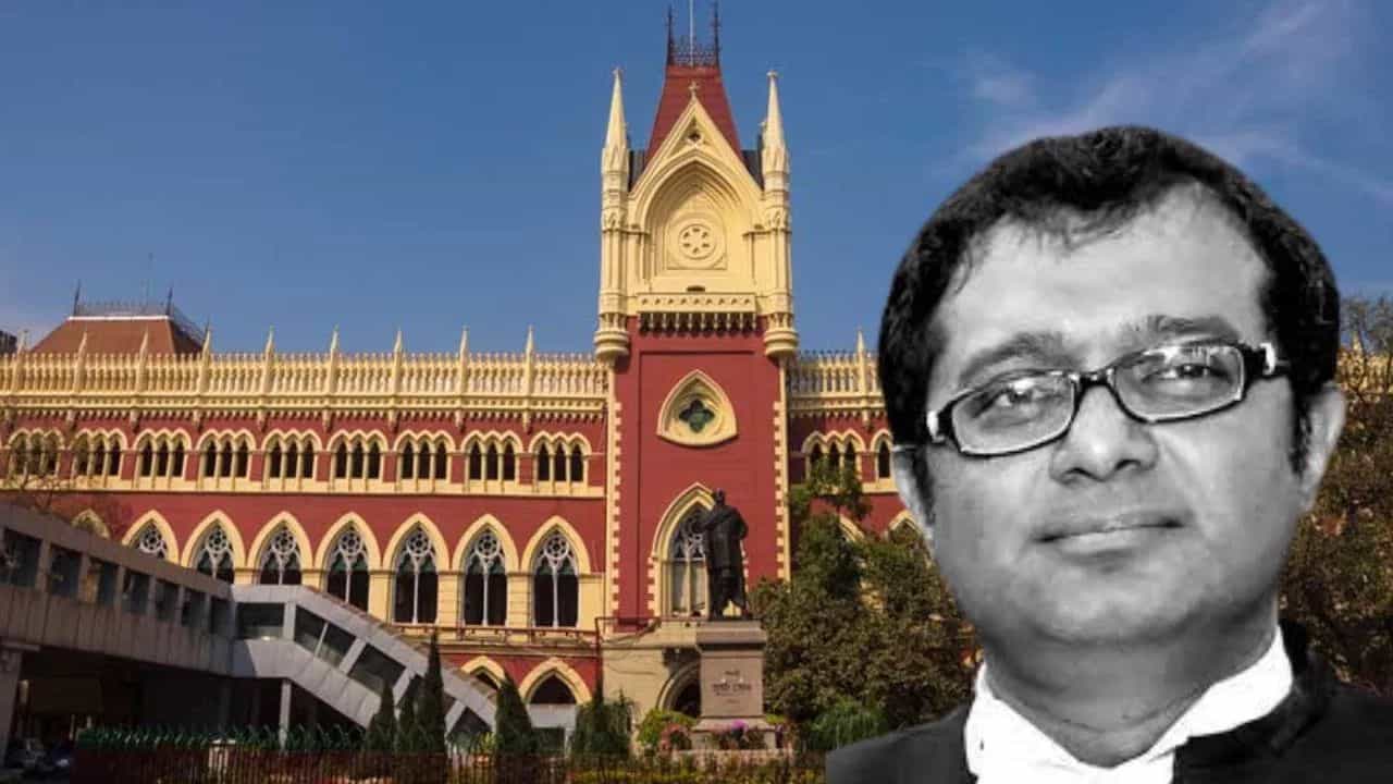 Calcutta High Court: 'পুলিশ নিজের মতন করে বয়ান বলিয়ে নিয়েছে', হাইকোর্টে আবারও ভর্ৎসনার মুখে রাজ্য পুলিশ Calcutta High Court: 'পুলিশ নিজের মতন করে বয়ান বলিয়ে নিয়েছে', হাইকোর্টে আবারও ভর্ৎসনার মুখে রাজ্য পুলিশ