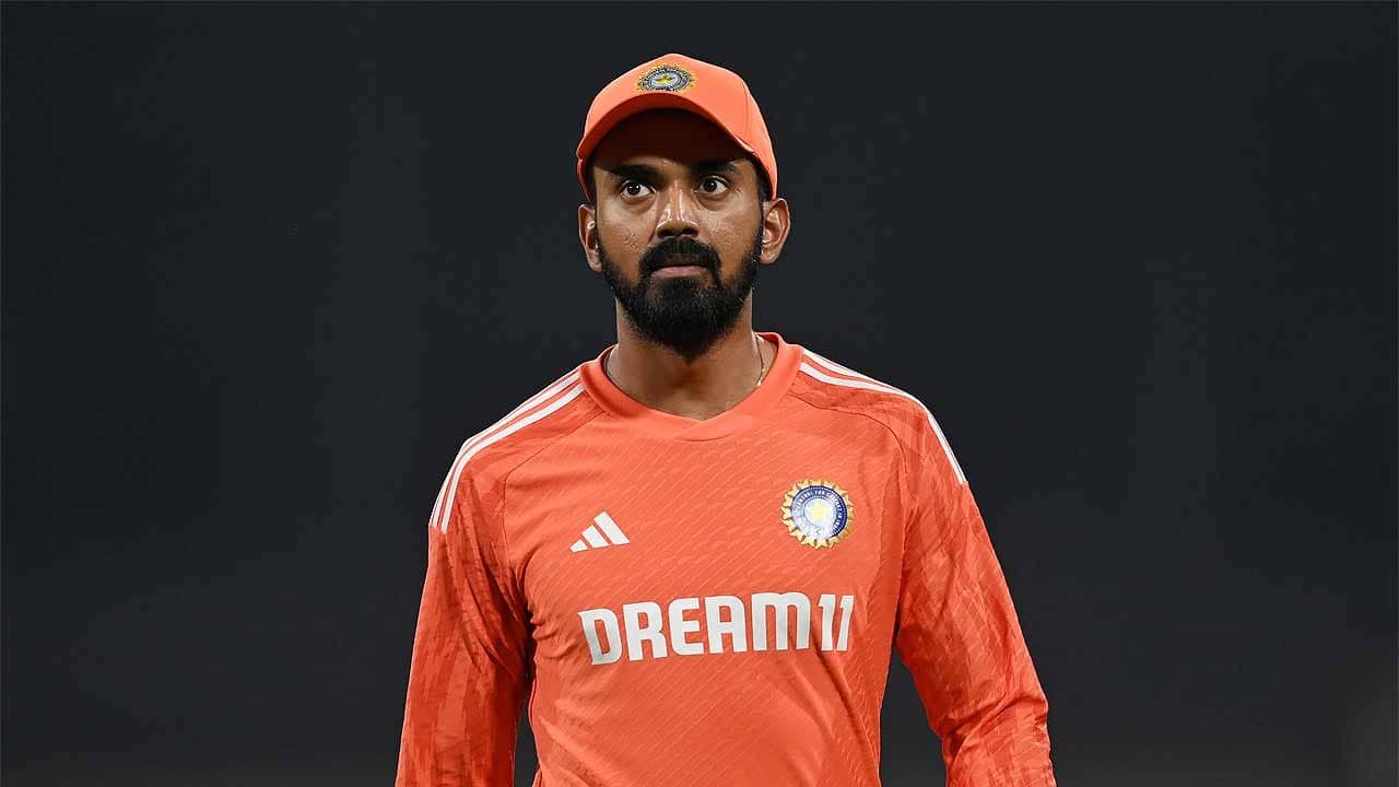 KL Rahul: রাহুলের চোট নিয়ে ফের ধোঁয়াশা, ধরমশালা টেস্টের আগে হঠাৎ পাড়ি বিদেশে
