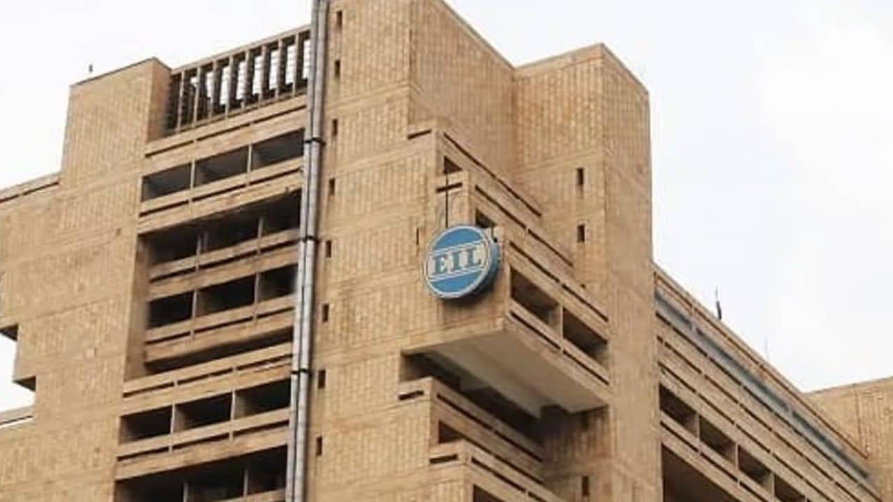 EIL Recruitment 2024: ইঞ্জিনিয়ারিং করে চাকরি খুঁজছেন? সরকারি চাকরির এমন সুযোগ আর পাবেন না