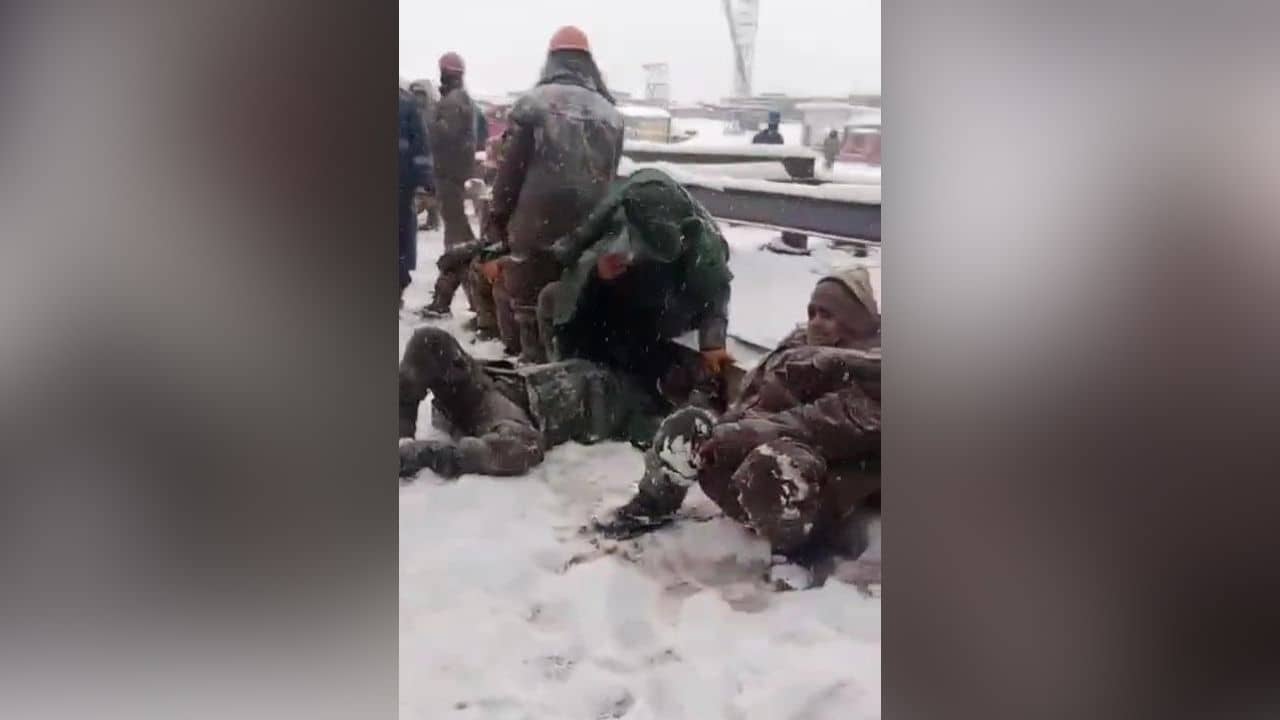 Labourers died in Uzbekistan: উজবেকিস্তানে তুষারঝড়ে টিনের শেড ভেঙে মৃত পূর্ব মেদিনীপুরের ২ শ্রমিক