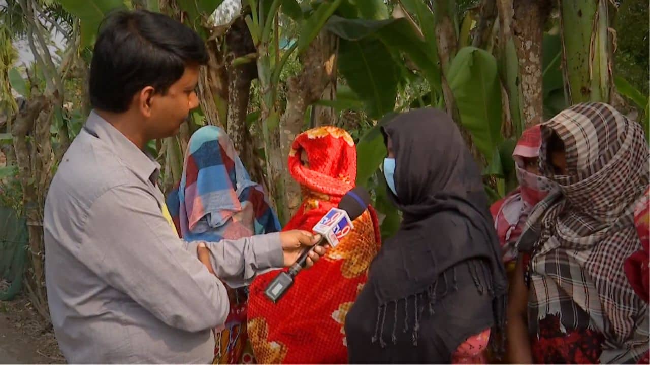 Sandeshkhali: মেয়েদের কি ওই একটা জিনিসেই সম্মান যায়! সম্মানহানির সংজ্ঞা হাতড়াচ্ছেন সন্দেশখালির মহিলারা