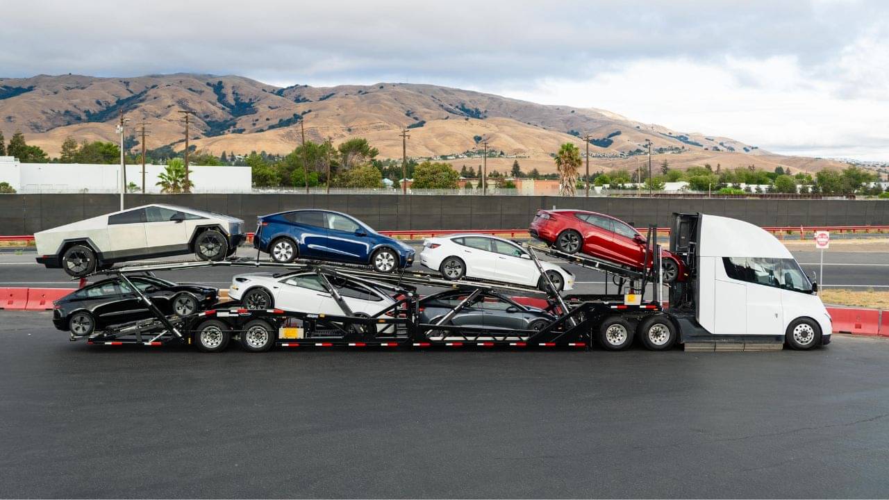 TESLA: রাস্তায় চলার ক্ষেত্রে ভয়ঙ্কর বিপজ্জনক! TESLA-কে ফেরাতে হল ২২ লাখ গাড়ি