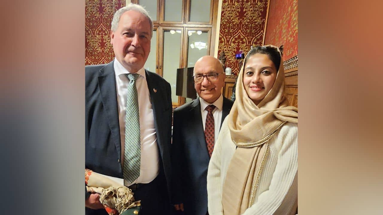 Kashmiri Girl: আমি কোনও মালালা নই, আমি আমার ভারতে নিরাপদ ও স্বাধীন, বলছেন কাশ্মীরি কন্যা ইয়ানা