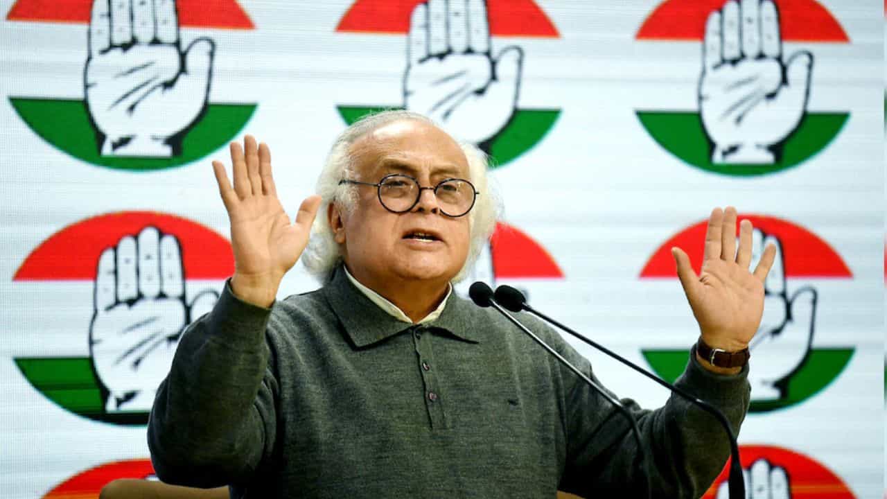 Congress: সুপ্রিম রায়ে মহা খুশি কংগ্রেস, ইলেকটোরাল বন্ড নিয়ে বিজেপিকে চরম খোঁচা Congress: সুপ্রিম রায়ে মহা খুশি কংগ্রেস, ইলেকটোরাল বন্ড নিয়ে বিজেপিকে চরম খোঁচা