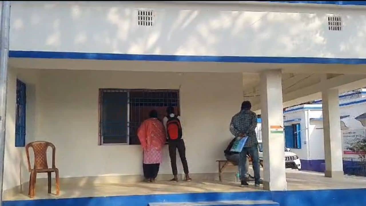 Maldah: প্যান্ট খোলা, নিম্নাঙ্গ রক্তাক্ত, মালদহে যৌন নির্যাতনের শিকার এবার দশ বছরের বালক