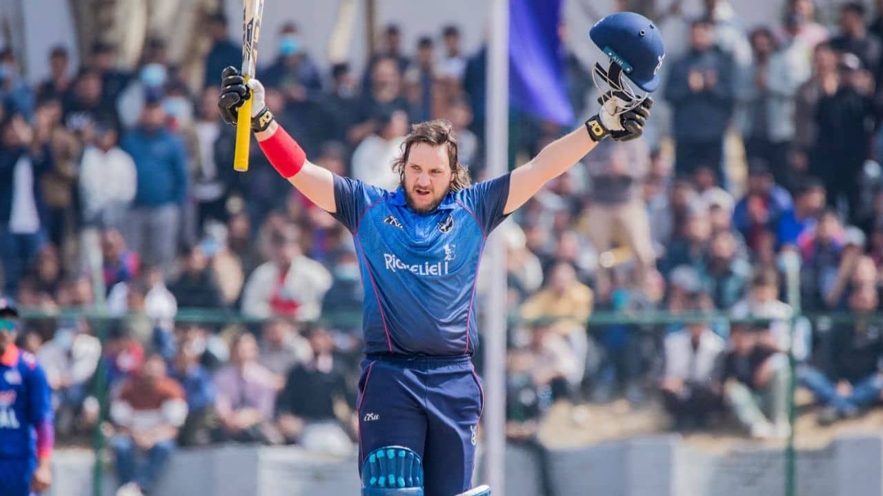 Fastest T20I Hundred: ৩৩ বলে সেঞ্চুরি হাঁকিয়ে বিশ্বরেকর্ড নামিবিয়ার ক্রিকেটারের