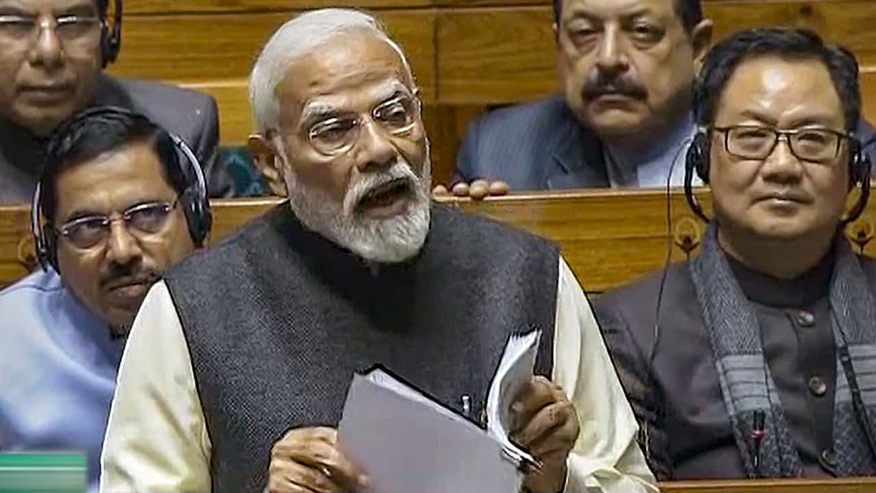 PM Modi at Lok Sabha: ১২৫ দিন পরই তৃতীয় মেয়াদ, BJP পাবে ৩৭০! চরম আত্মবিশ্বাসী মোদী PM Modi at Lok Sabha: ১২৫ দিন পরই তৃতীয় মেয়াদ, BJP পাবে ৩৭০! চরম আত্মবিশ্বাসী মোদী
