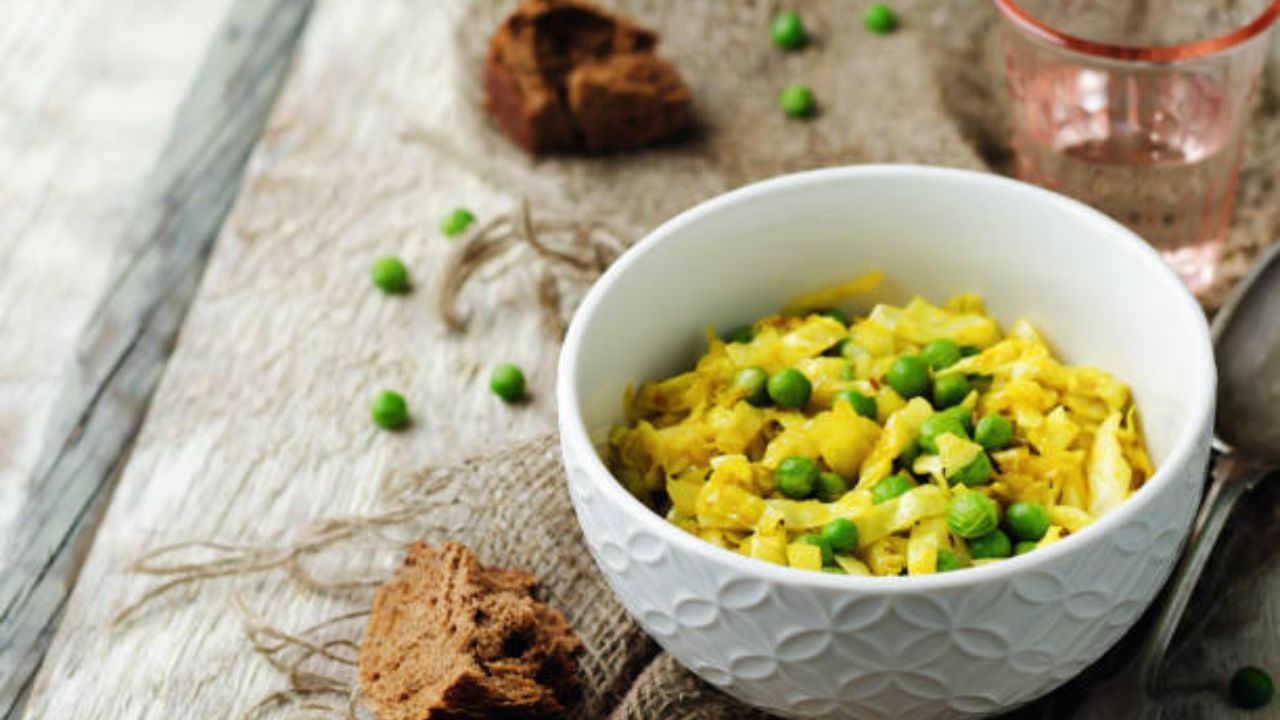 5 High Protein Foods: ছেড়ে দিন মাংস-ডিম, ব্রেকফাস্টে এই ৫ খাবারেই পাবেন ৫০ গ্রাম প্রোটিন 5 High Protein Foods: ছেড়ে দিন মাংস-ডিম, ব্রেকফাস্টে এই ৫ খাবারেই পাবেন ৫০ গ্রাম প্রোটিন