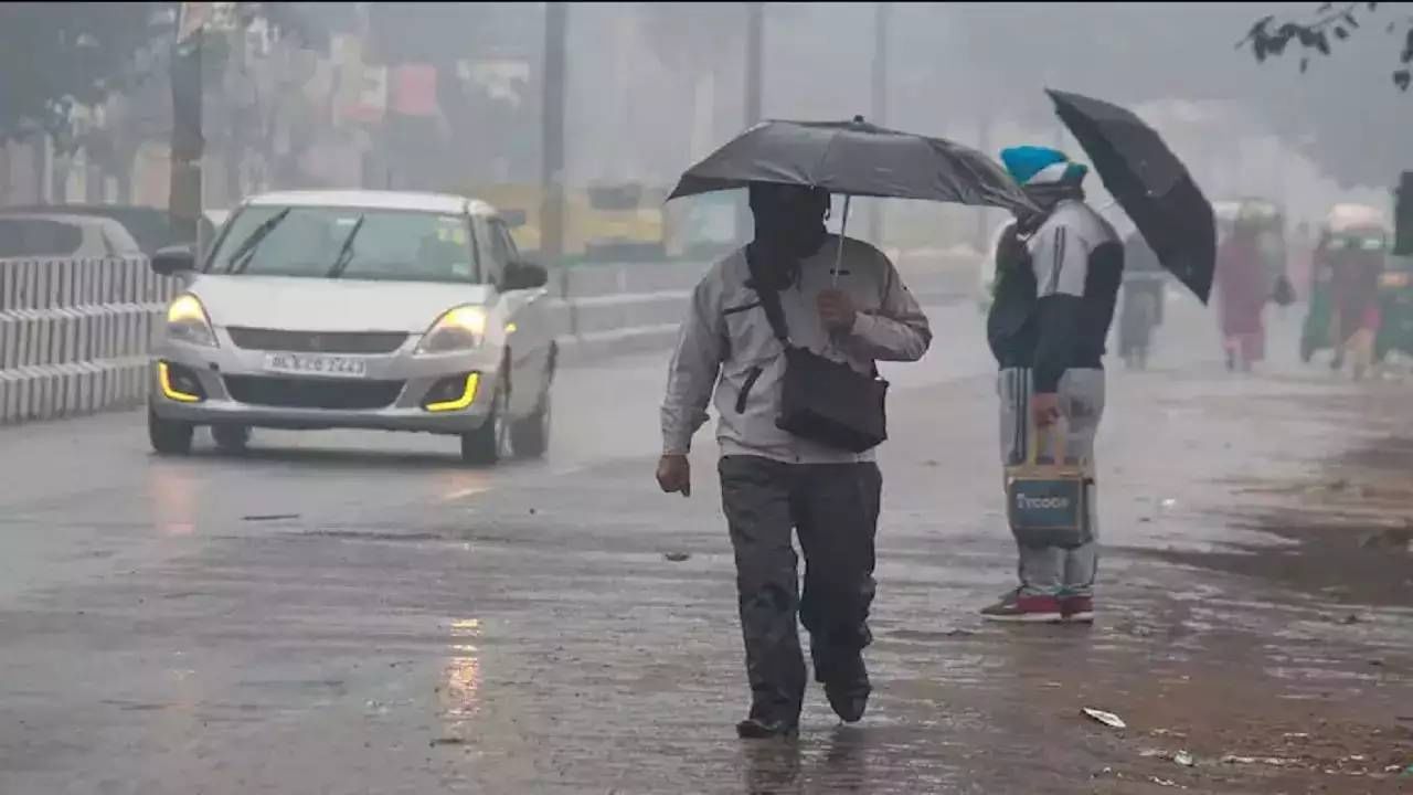 Today Weather Update: সোমে অশনি সঙ্কেত, মঙ্গলে 'অমঙ্গল', বৃষ্টিতে ভাসবে বাংলা!