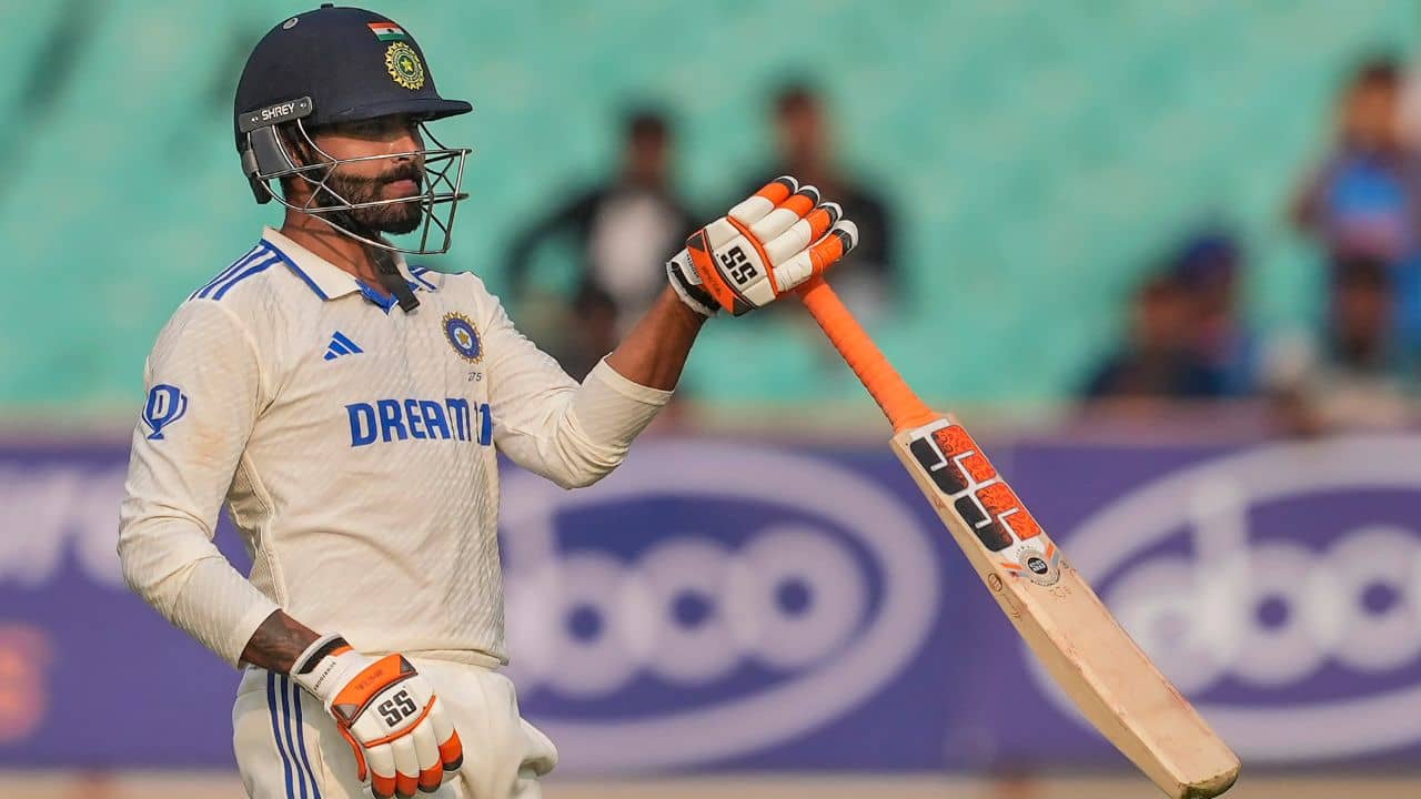 Ravindra Jadeja Record: কপিল দেবের পাশে জাডেজা! অলরাউন্ড রেকর্ড গড়লেন