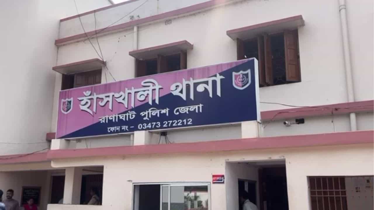 Nadia: ভরা বাজারে চলল গুলি, গ্রেফতার আইনজীবী সহ ৫ Nadia: ভরা বাজারে চলল গুলি, গ্রেফতার আইনজীবী সহ ৫