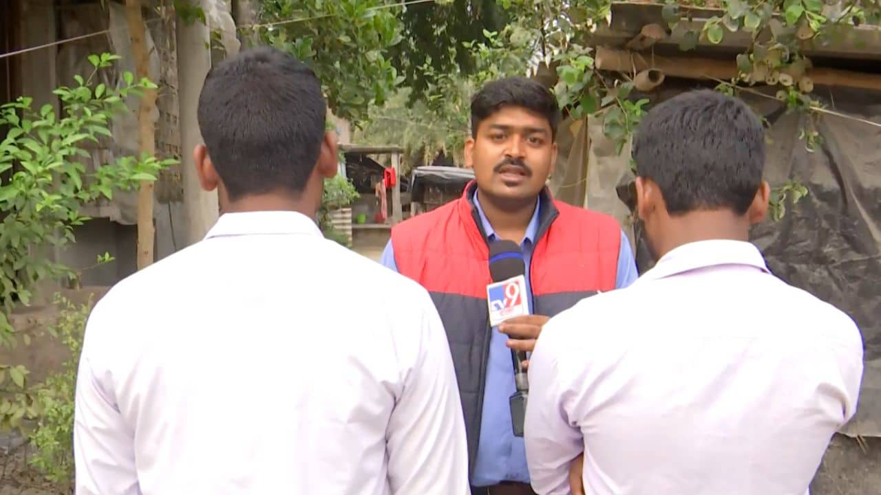 Sandeshkhali: সন্দেশখালিতে পুলিশের প্রশ্ন সামলে দিতে গেল উচ্চমাধ্যমিক পরীক্ষা, কেমন দিল তারা?