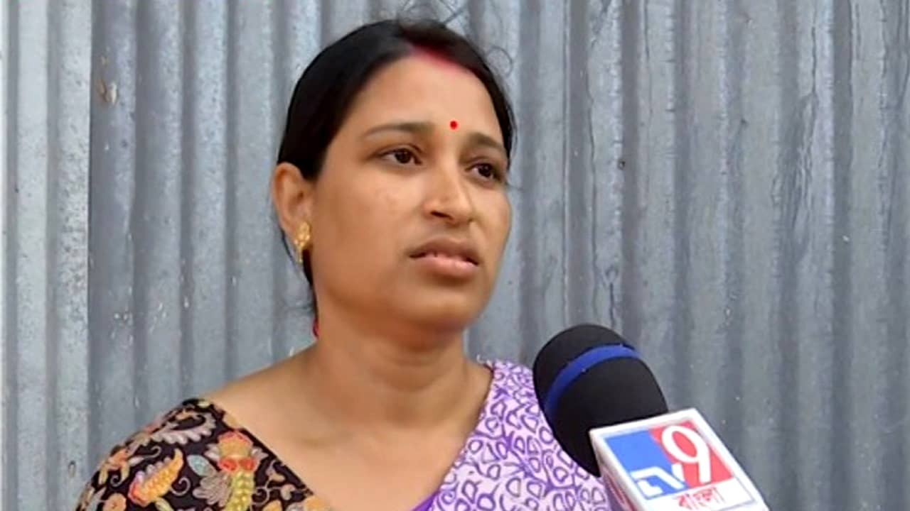 Sandeshkhali:  ভাল ভাল মেয়েদের বেছে বেছে পেয়ে..., শাহজাহান তো গৌণ, রাত ২টো বাজলেই ফর্মে আসতেন আসল দাদা! প্রধানের মুখে আরও বিস্ফোরক তথ্য