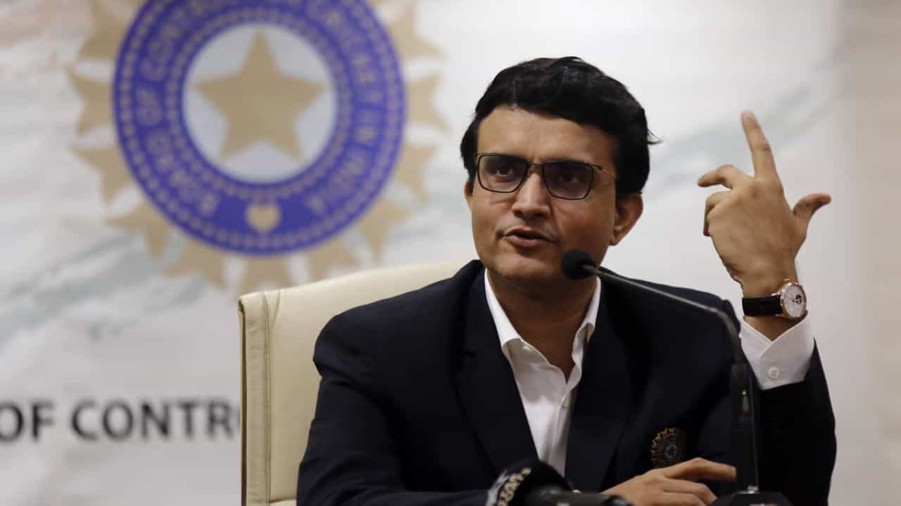 Sourav Ganguly: এই কারণেই ডুবছে ব্যাটাররা... ভারতের পিচ দেখে কেন চটলেন সৌরভ? Sourav Ganguly: এই কারণেই ডুবছে ব্যাটাররা... ভারতের পিচ দেখে কেন চটলেন সৌরভ?