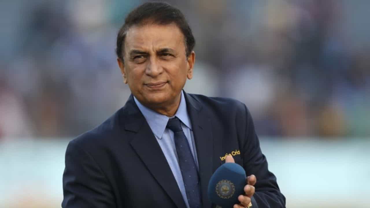 Sunil Gavaskar: প্রিয়জনকে হারালেন গাভাসকর, ধারাভাষ্যের মাঝপথে ছাড়লেন কমেন্ট্রি বক্স Sunil Gavaskar: প্রিয়জনকে হারালেন গাভাসকর, ধারাভাষ্যের মাঝপথে ছাড়লেন কমেন্ট্রি বক্স
