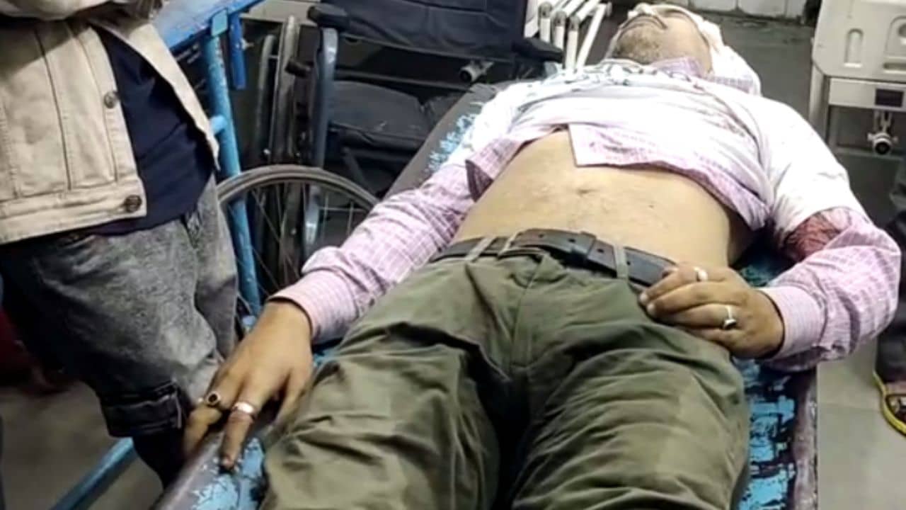 TMC Leader Killed: দলেরই সমর্থকের বাড়িতে খুন তৃণমূল নেতা, ঘরের ভিতরে ঢুকে চলল গুলি