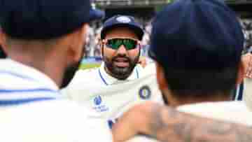 IND vs ENG: রাজকোট টেস্টের তৃতীয় দিন কেন কালো আর্মব্যান্ড পরে নামলেন রোহিতরা?