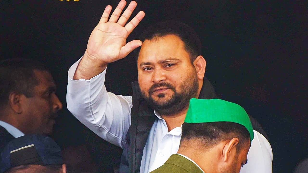 Bihar floor test: ভাইপো একাই আটকাবে মোদীজিকে..., তেজ দেখালেন তেজস্বী