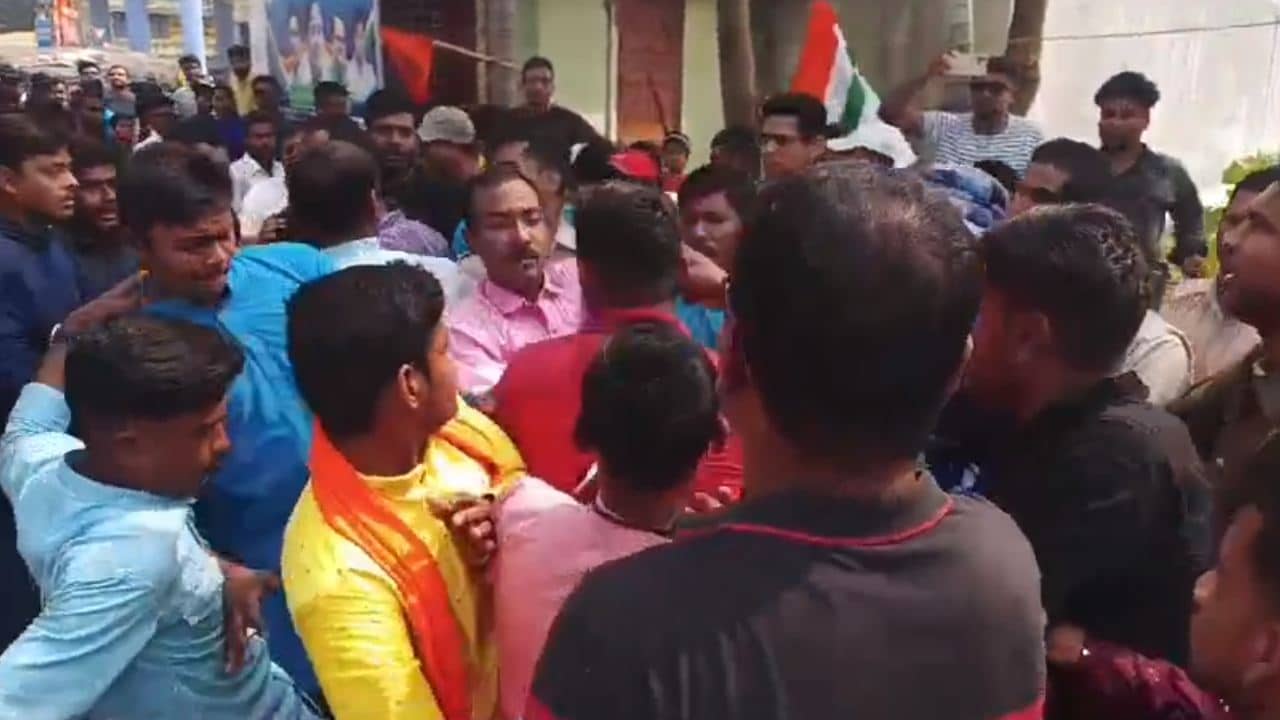 Nandigram: নন্দীগ্রাম কলেজে সরস্বতী পুজো ঘিরে ধুন্ধুমার, ABVP-TMCP-র মধ্যে তুমুল ঝামেলা
