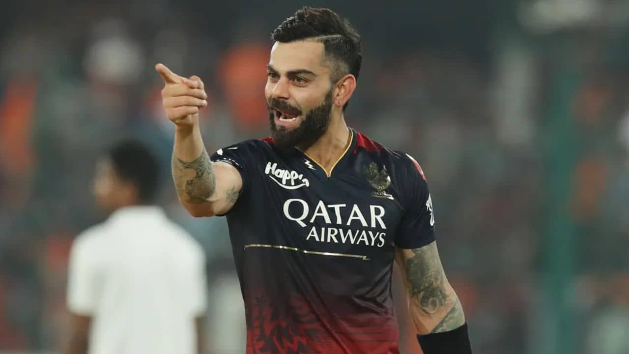 Virat Kohli: খেলছেন না কিং কোহলি, বিরাট পুত্রকে সই করে নিল RCB