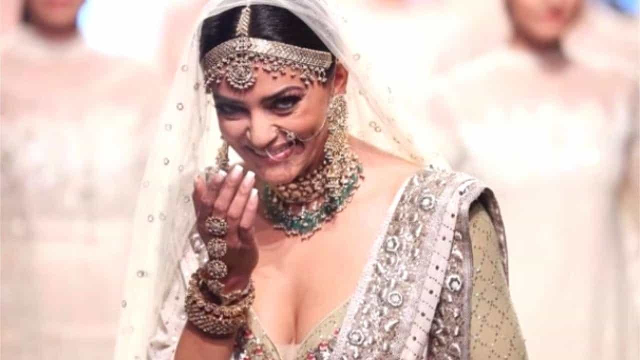 বিয়ে করছেন সুস্মিতা? রাখঢাক না করেই দিয়ে জানিয়ে দিলেন... বিয়ে করছেন সুস্মিতা? রাখঢাক না করেই দিয়ে জানিয়ে দিলেন...