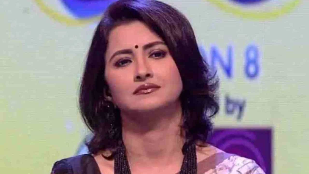 অসুস্থ রচনা? কোন সমস্যার জন্য শরীর খারাপ, জানালেন 'দিদি নম্বর ওয়ান' অসুস্থ রচনা? কোন সমস্যার জন্য শরীর খারাপ, জানালেন 'দিদি নম্বর ওয়ান'