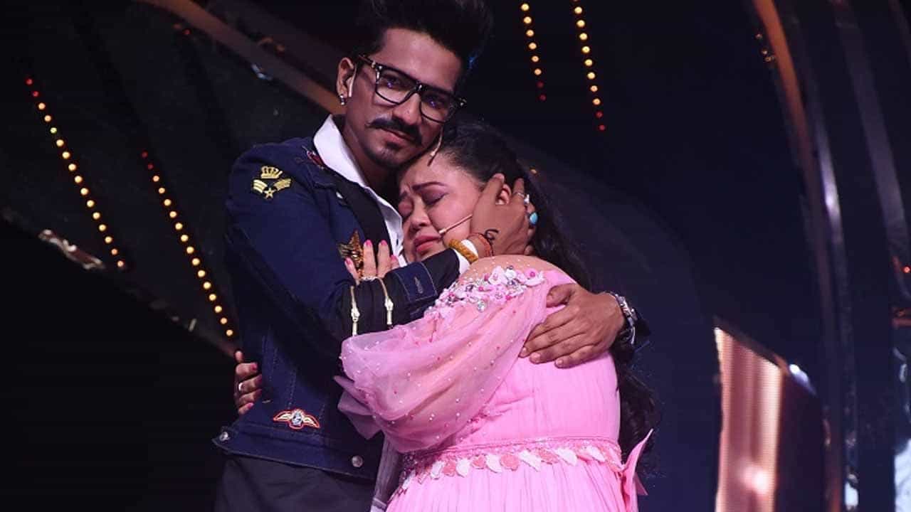 'কেন আমরা সন্তানের জন্ম দিই?' আক্ষেপ করে কেঁদে ভাসালেন ভারতী 'কেন আমরা সন্তানের জন্ম দিই?' আক্ষেপ করে কেঁদে ভাসালেন ভারতী