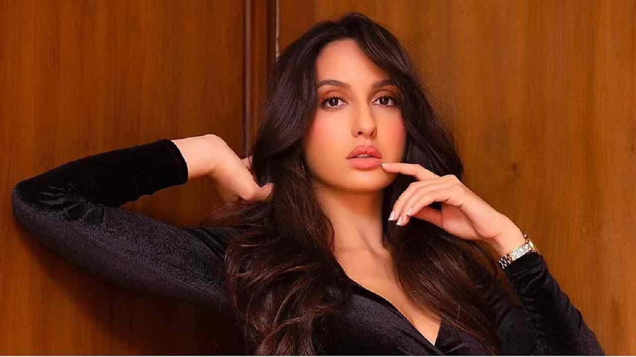  তিনি জানিয়েছিলেন, বিদেশিদের পক্ষে ভারতের বুকে টিকে থাকাটা কঠিন। কিন্তু কেন এমন বলেছিলেন নোরা ফতেহি! শুরুটা হয়েছিল তাঁর একটি সাধারণ মেয়ের মতই।