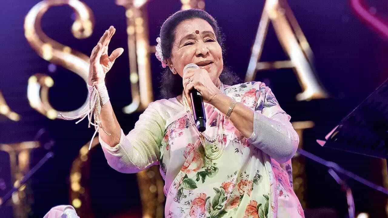 ৯১ বছরে এসেও কনসার্ট, ঠিক এই কারণে আজও মঞ্চে উঠে গান ধরেন আশা ৯১ বছরে এসেও কনসার্ট, ঠিক এই কারণে আজও মঞ্চে উঠে গান ধরেন আশা